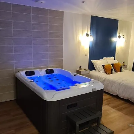 Love hôtel Aqua Reve *