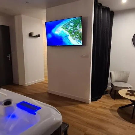 Aqua Reve Love hotel